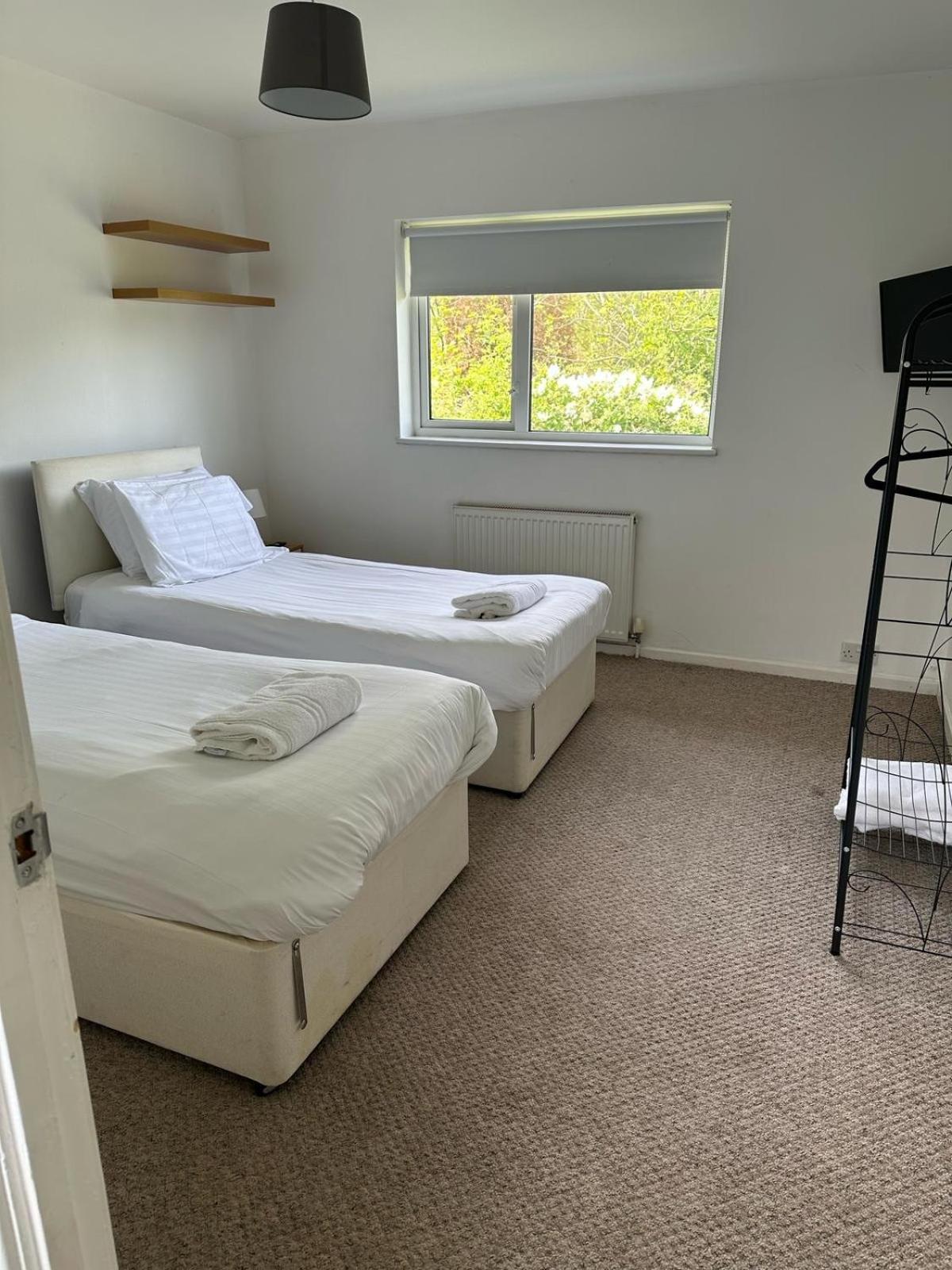 House Number 8 Sleeps Up To 6 People With Smart Tvs In Every Room ويلينغتون المظهر الخارجي الصورة